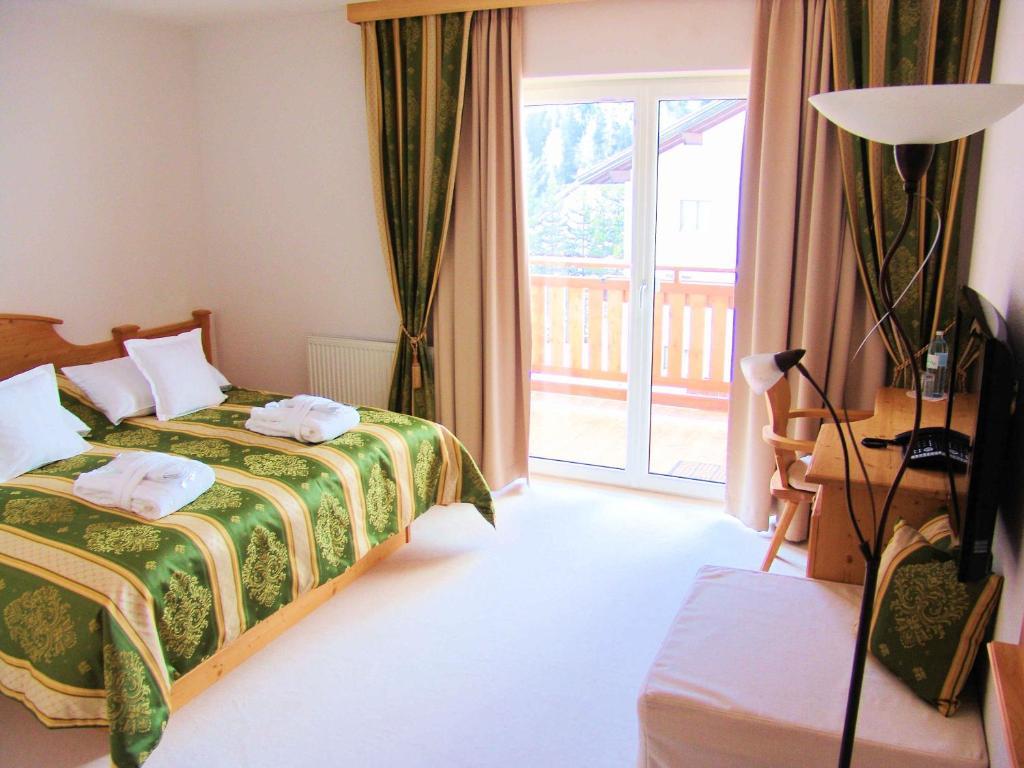 Hotel Berghof Nauders Habitación foto